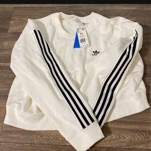 Cropped adidas sweatshirt